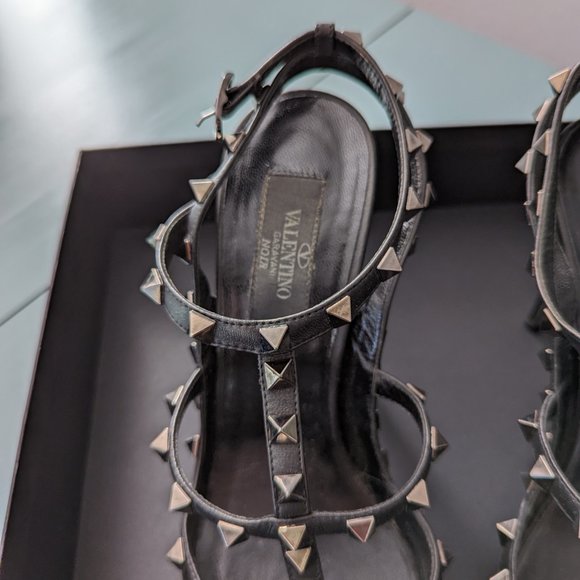 Valentino Rockstud Noir heels - Picture 3 of 12